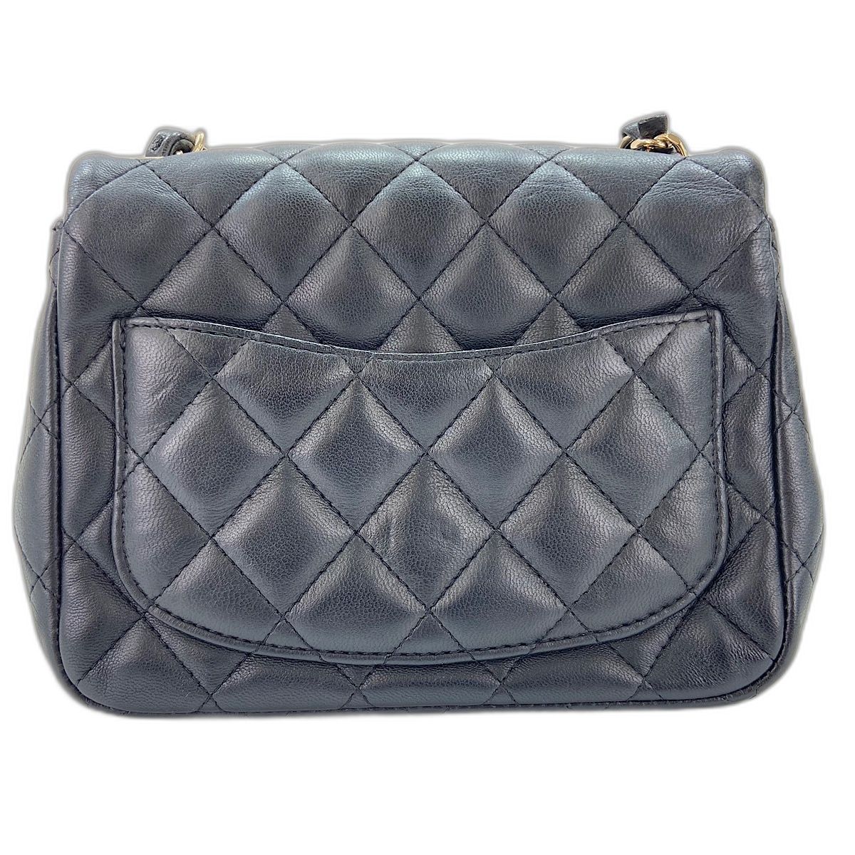 Chanel Shoulder Bag Quilted — view 3