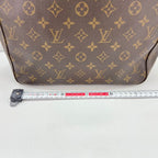 Louis Vuitton Handbag Looping GM — view 4