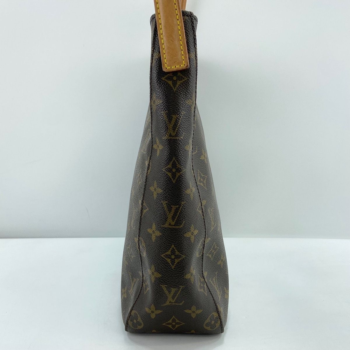 Louis Vuitton Handbag Looping GM — view 6