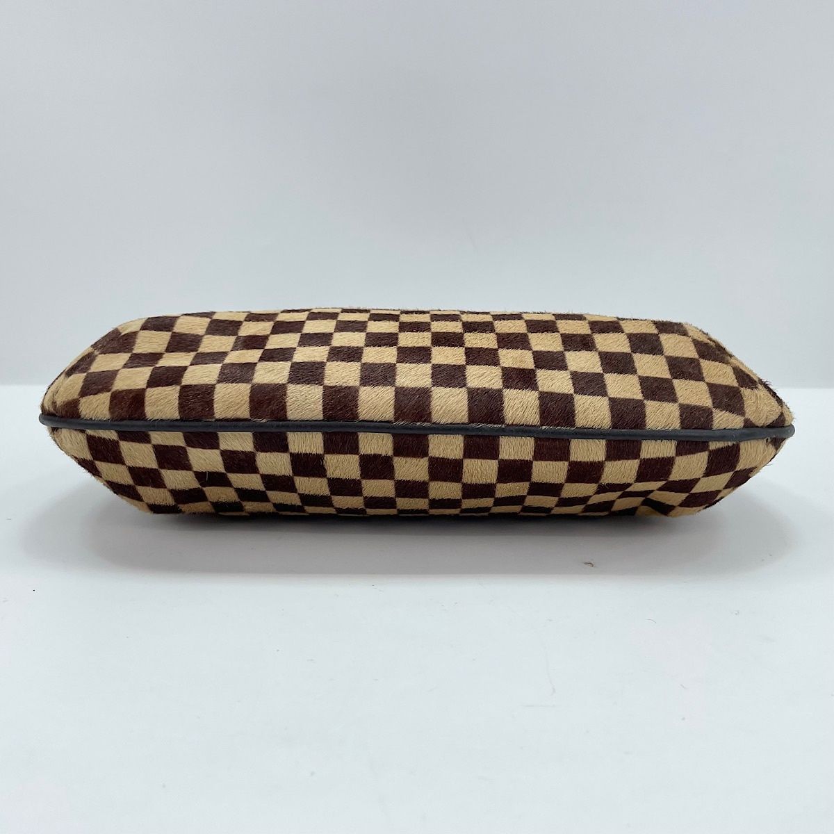 Louis Vuitton Handbag Tiger — view 6