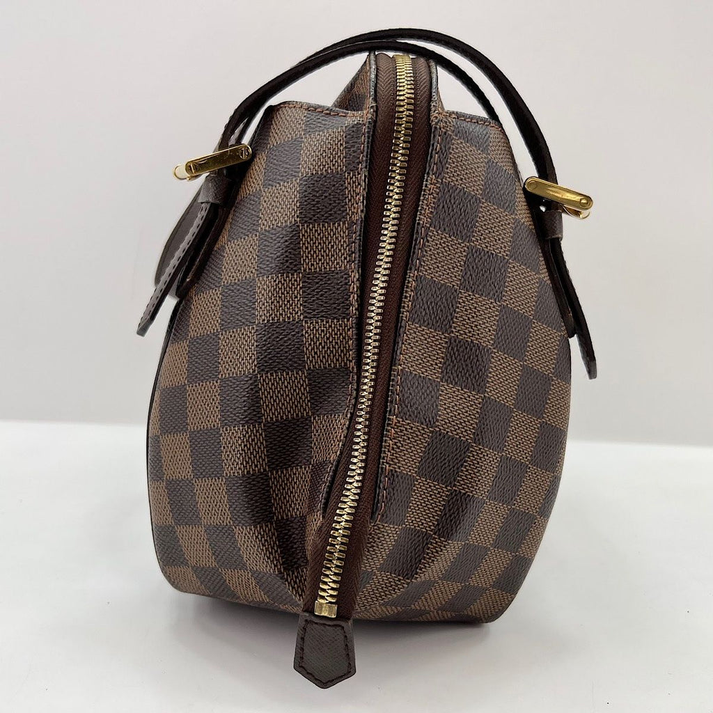 Louis Vuitton Shoulder Bag Belem MM — view 6