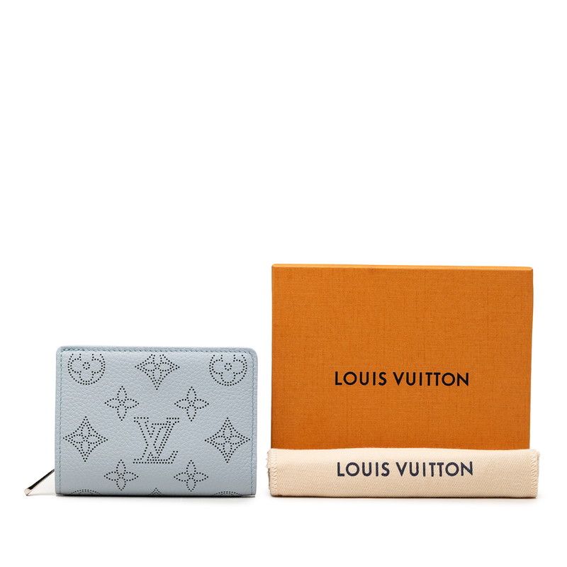 Louis Vuitton Monogram Mahina Portefeuille Clair Bifold Wallet Compact Blue — view 7