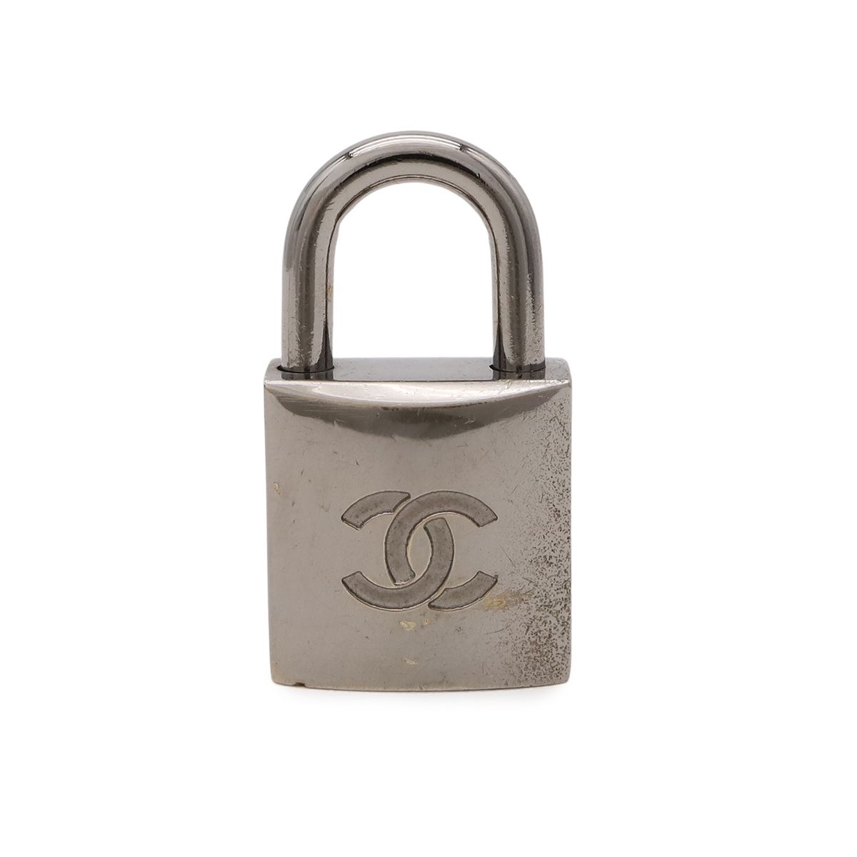 Chanel Padlock Key New Travel Line Carry Case Metal Silver — view 2
