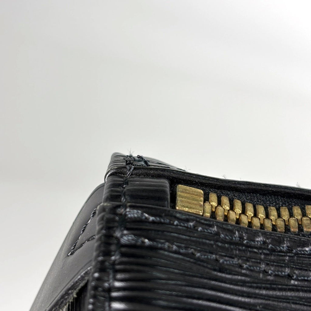 Louis Vuitton Keepall 50 Boston Bag Epi Noir — view 5