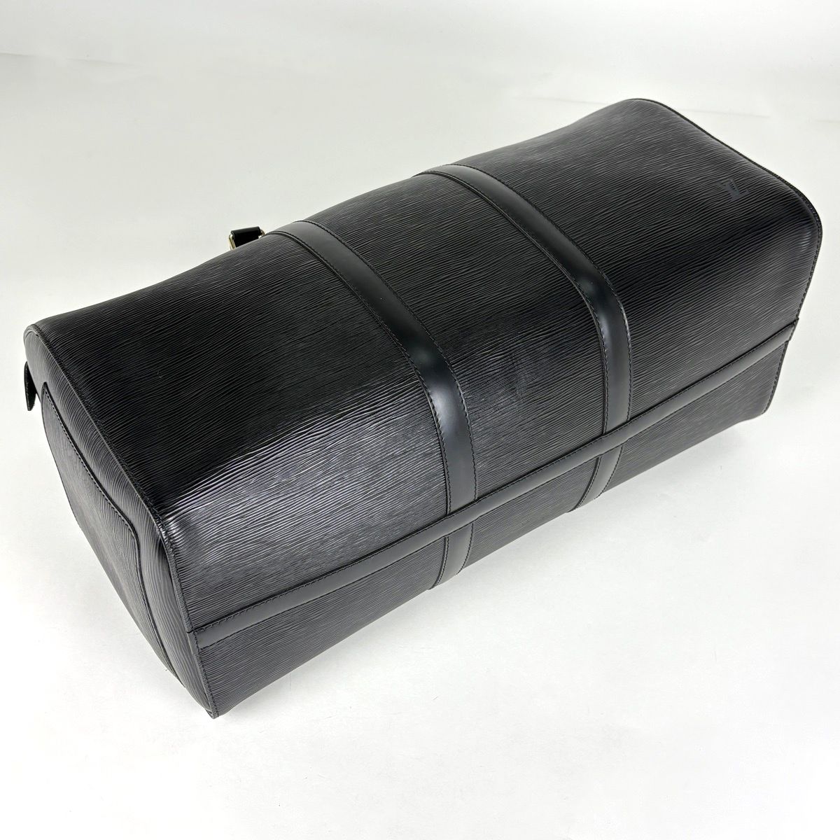 Louis Vuitton Keepall 50 Boston Bag Epi Noir — view 2