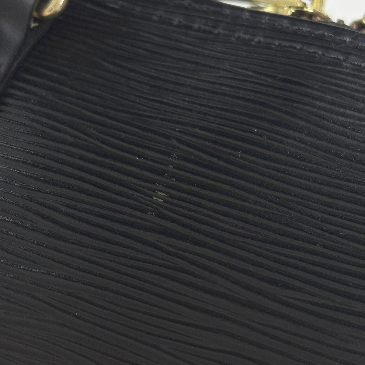 Louis Vuitton Keepall 50 Boston Bag Epi Noir — view 4