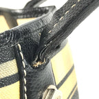 Chanel Tote Bag Central Station Leather Black — view 4