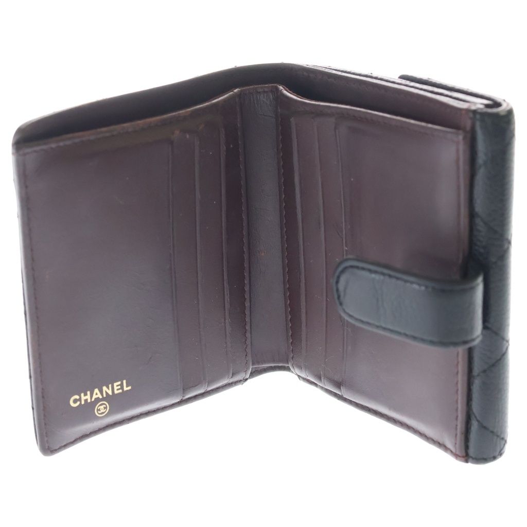 Chanel Quilted CC Logo Bifold Wallet Caviar Leather Black — view 4