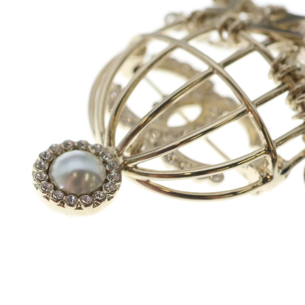 Chanel CC Logo Birdcage Motif Brooch Pin Badge Gold — view 5