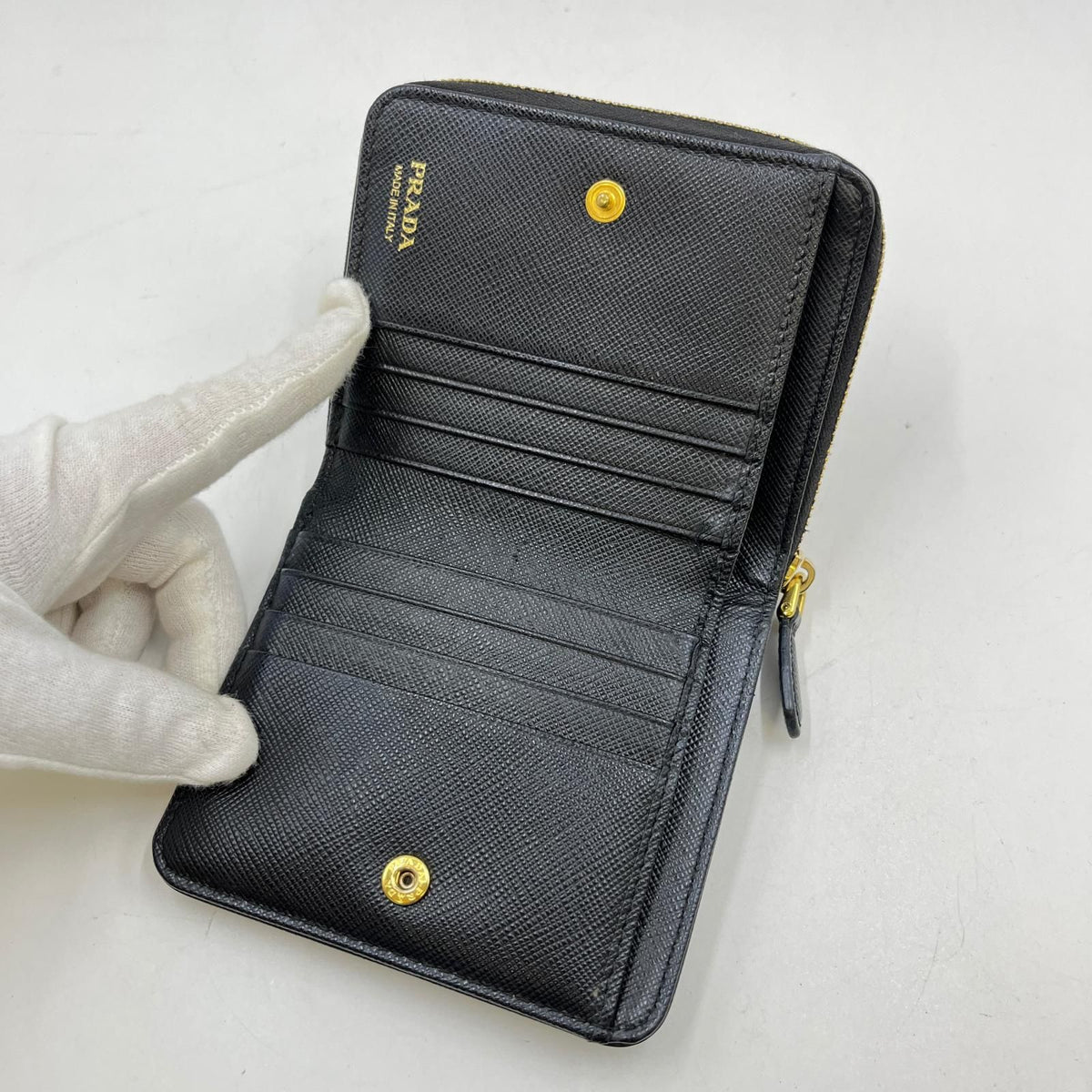 Prada Bifold Wallet Black — view 4