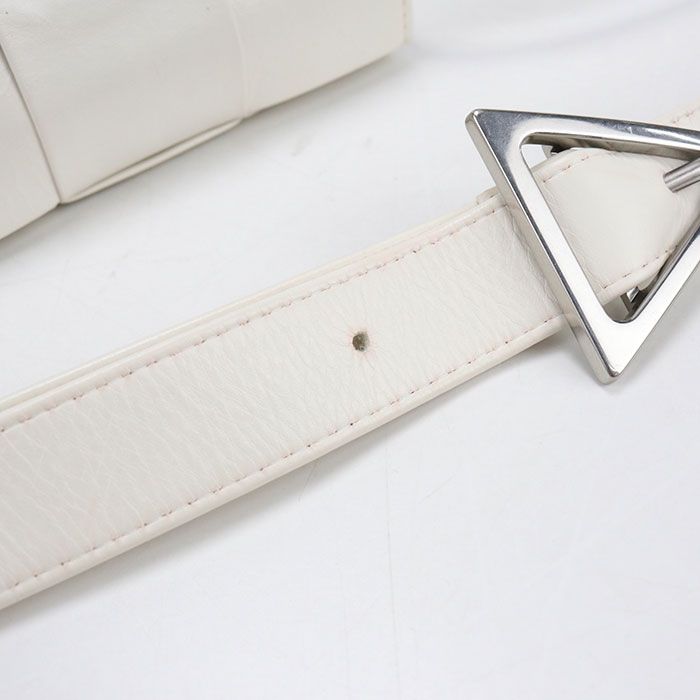 Bottega Veneta Cassette Shoulder Bag Calf — view 6