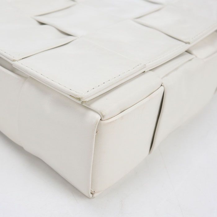 Bottega Veneta Cassette Shoulder Bag Calf — view 8