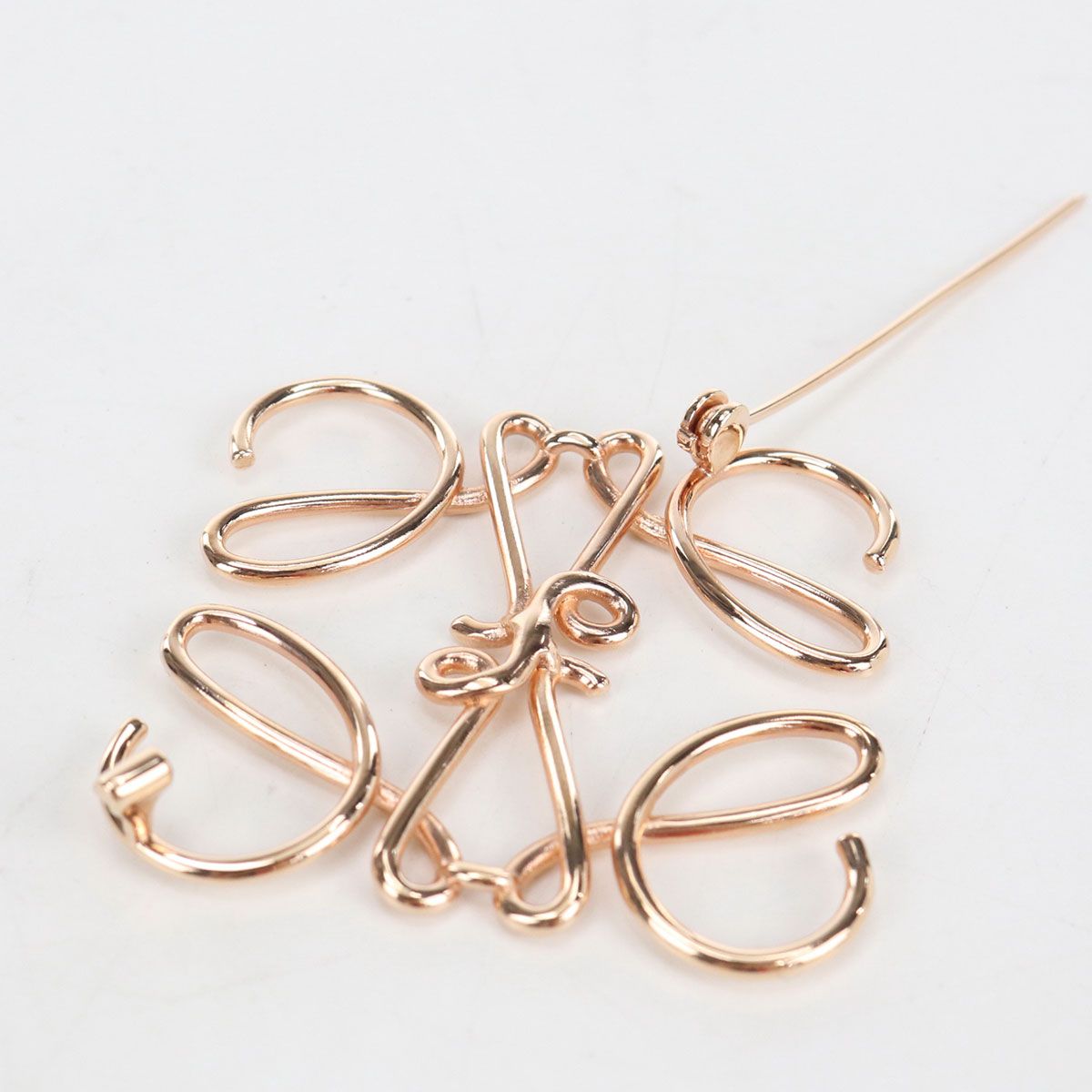 Loewe Anagram 111.25.020 Brooch Metal — view 2