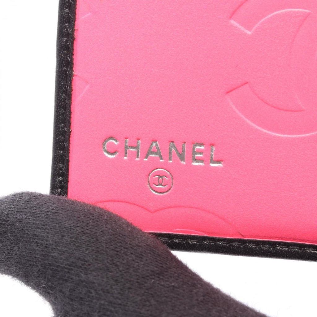 Chanel Hook Wallet Cambon Line Black Patent Leather Patent — view 5