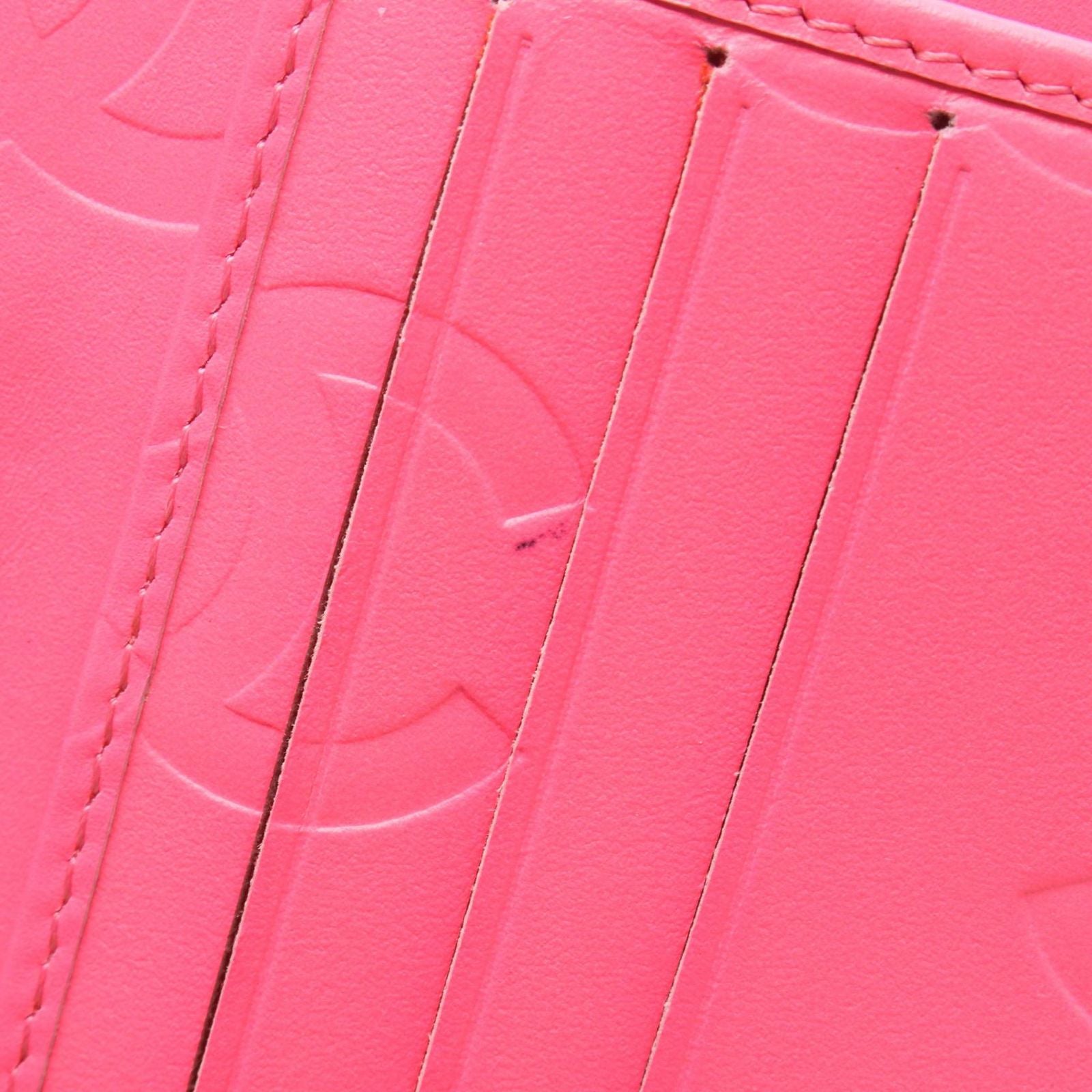 Chanel Hook Wallet Cambon Line Black Patent Leather Patent — view 7