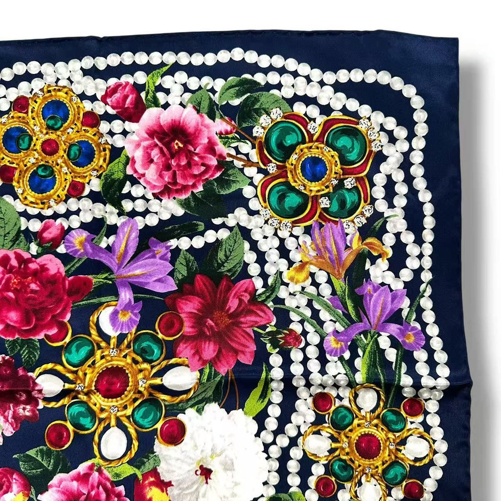 Chanel Scarf Cruise Silk Flower & Pearl Logo Black — view 6