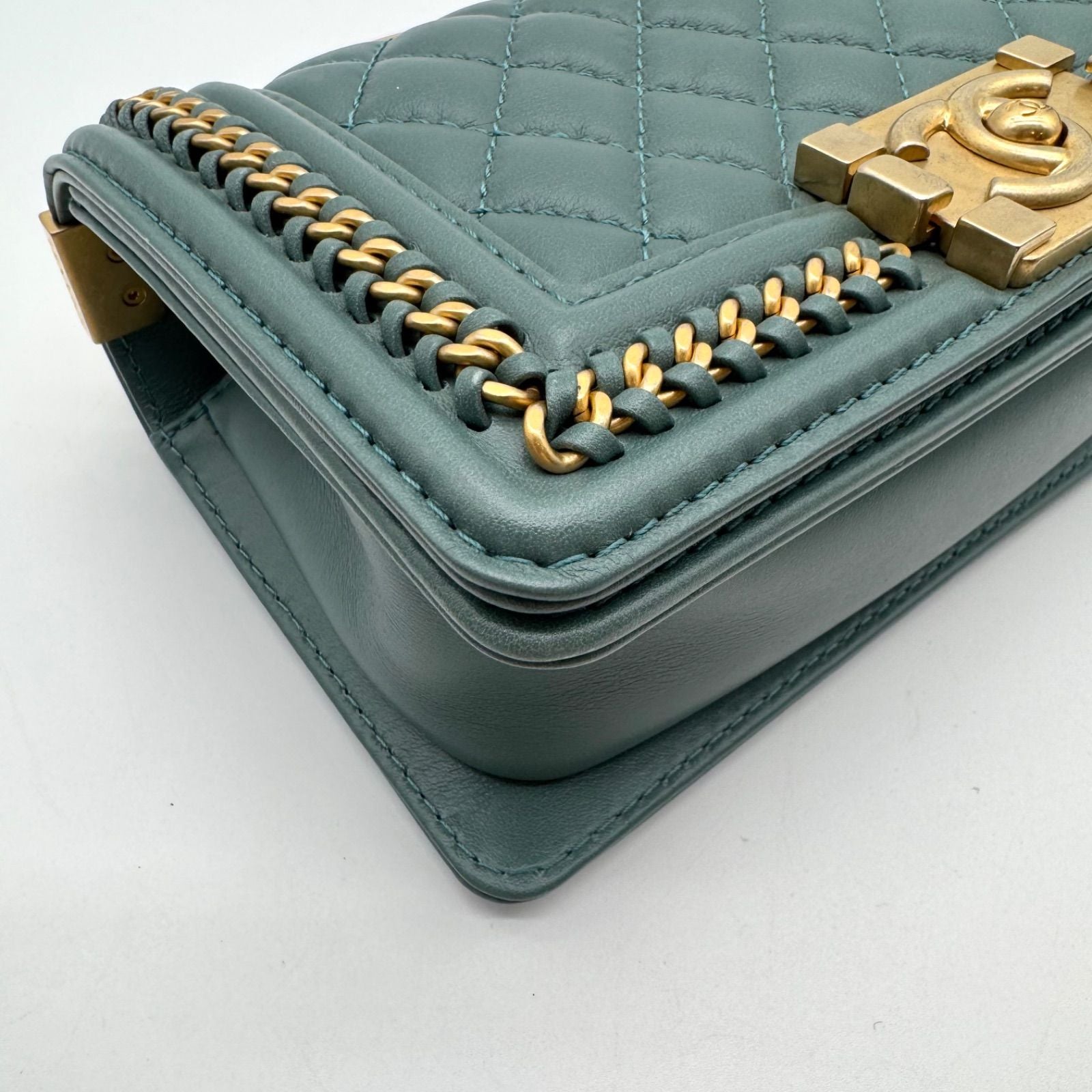 Chanel Shoulder Bag Boy Top Handle CC Logo Leather — view 6
