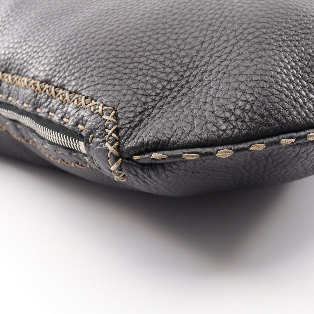 Fendi Shoulder Bag Selleria Black Leather — view 5