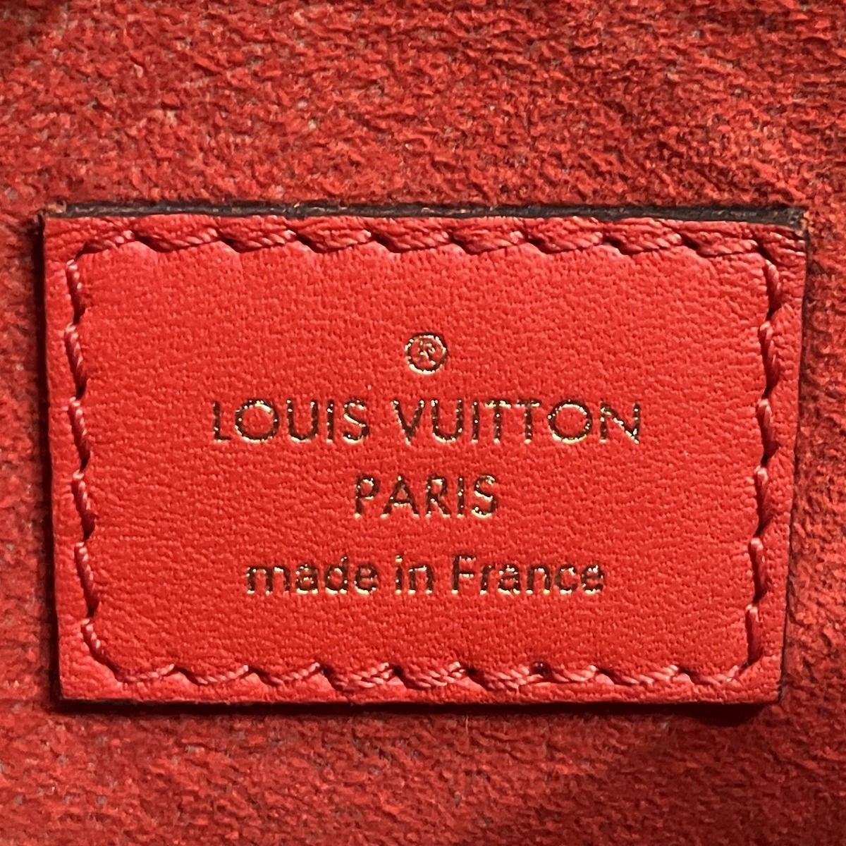 Louis Vuitton Locky BB Monogram Handbag Leather — view 4