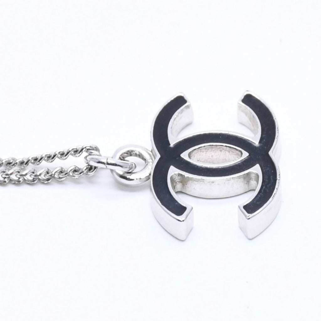 Chanel Necklace CC Logo Black Silver 05 — view 5