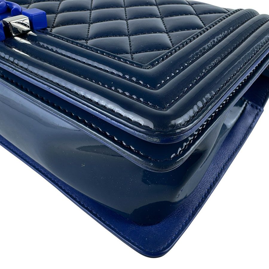 Chanel Shoulder Bag — view 8