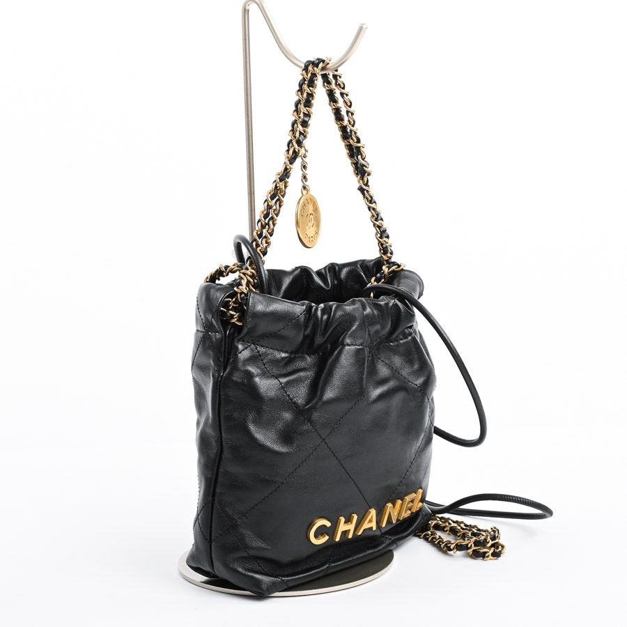 Chanel Shoulder Bag 22 Mini — view 2