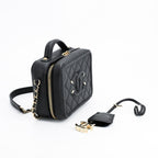 Chanel Shoulder Bag CC Filigree Small Vanity — view 2