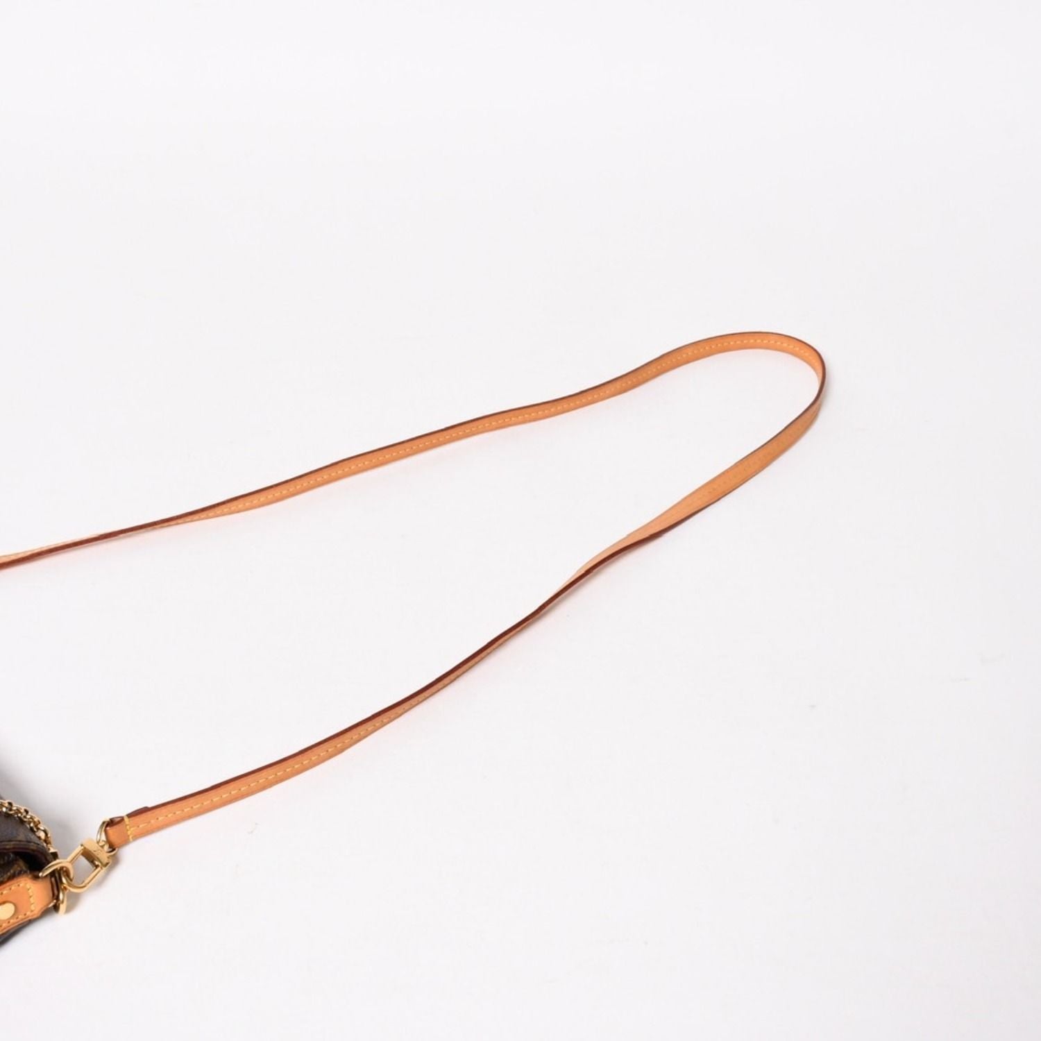 Louis Vuitton Favorite MM 2-Way Shoulder Bag Monogram Brown — view 6