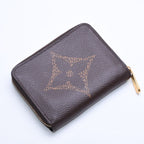 Louis Vuitton Zippy Coin Purse Monogram Giant Brown — view 4