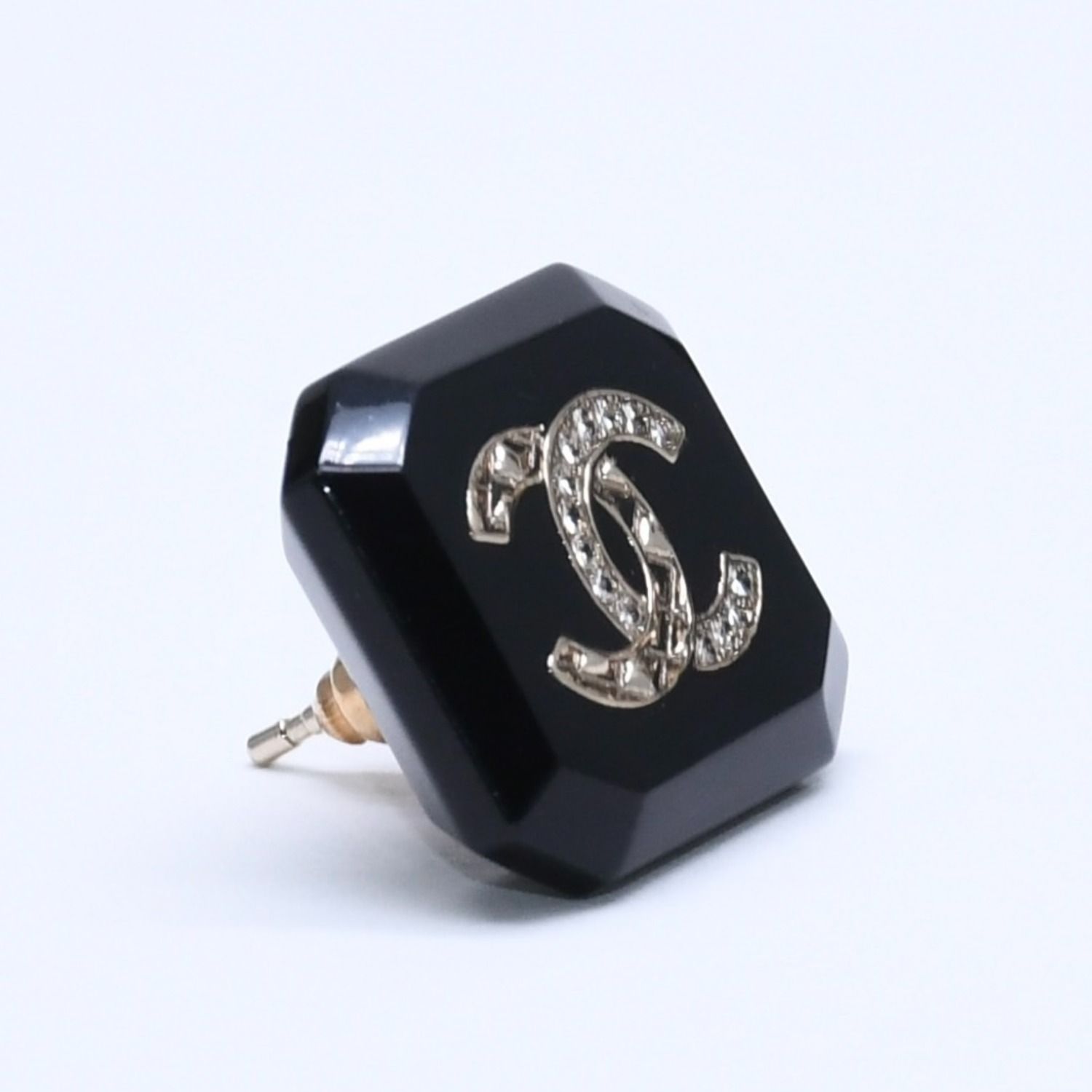 Chanel Earrings CC Logo Black Silver — view 4