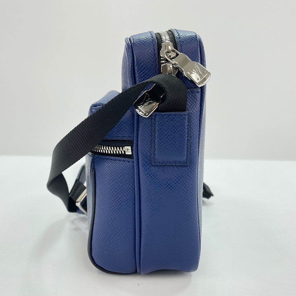 Louis Vuitton Shoulder Bag Messenger PM — view 5