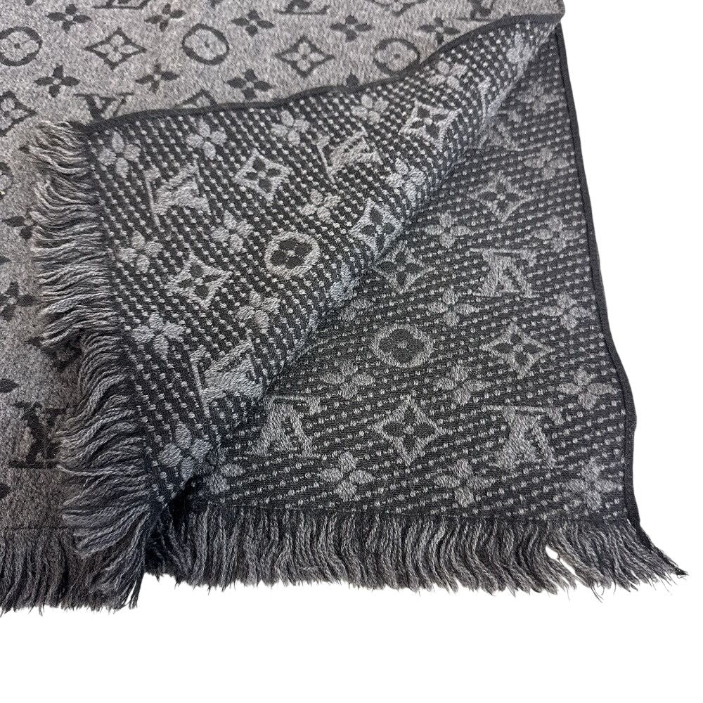Louis Vuitton Echarpe Monogram Classic Scarf — view 6
