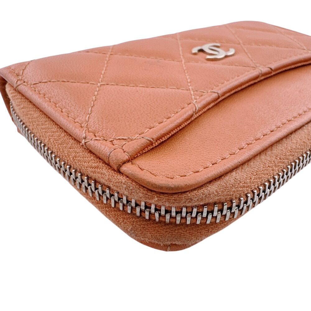 Chanel Fragment Case Quilted Coin — view 2