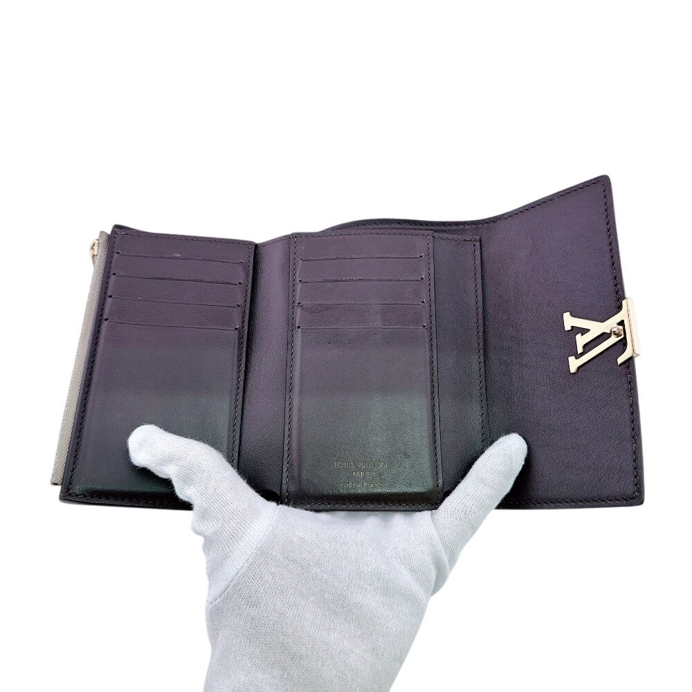 Louis Vuitton Compact Wallet Portefeuille Capucines Trifold — view 6