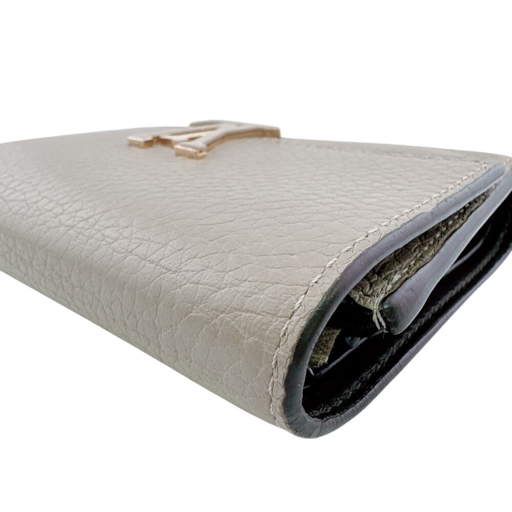 Louis Vuitton Compact Wallet Portefeuille Capucines Trifold — view 4