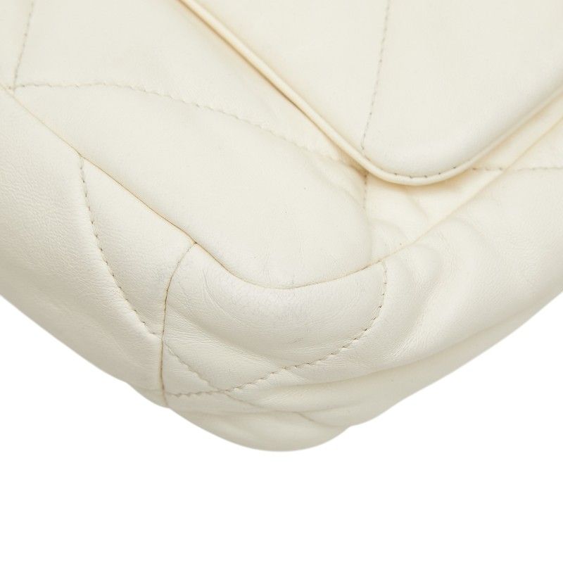 Chanel CC Logo 19 Chain Shoulder Bag White Lambskin — view 5