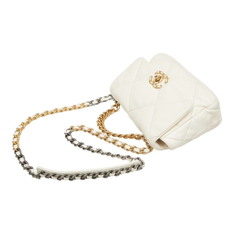 Chanel CC Logo 19 Chain Shoulder Bag White Lambskin — view 8