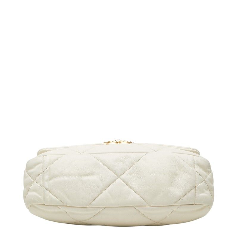 Chanel CC Logo 19 Chain Shoulder Bag White Lambskin — view 3
