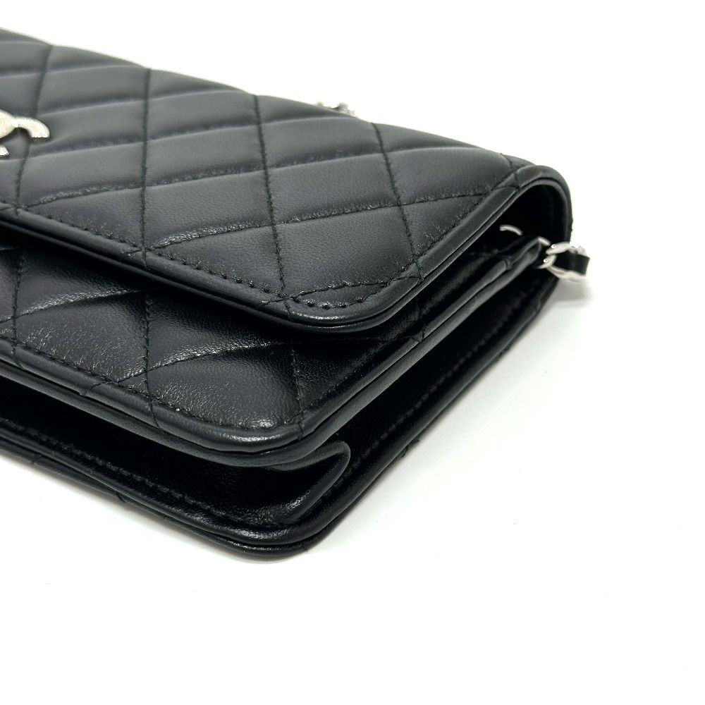 Chanel Shoulder Bag Star CC Logo Lambskin Black — view 4