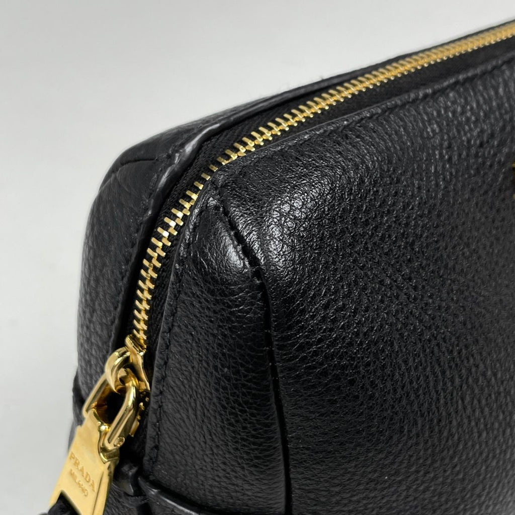Prada Makeup Pouch Leather Nero — view 4