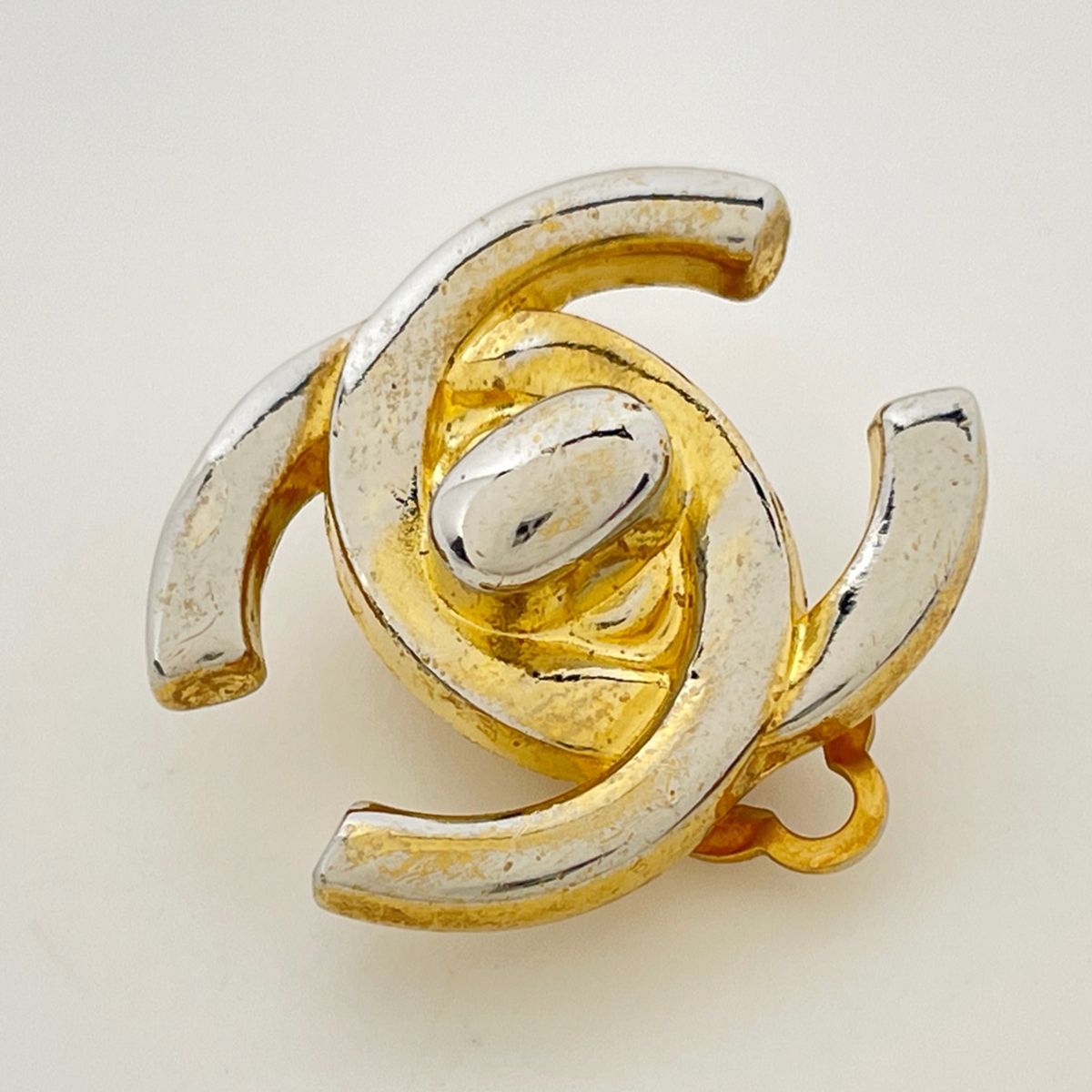Chanel Earrings CC Logo Gold Plated — view 5