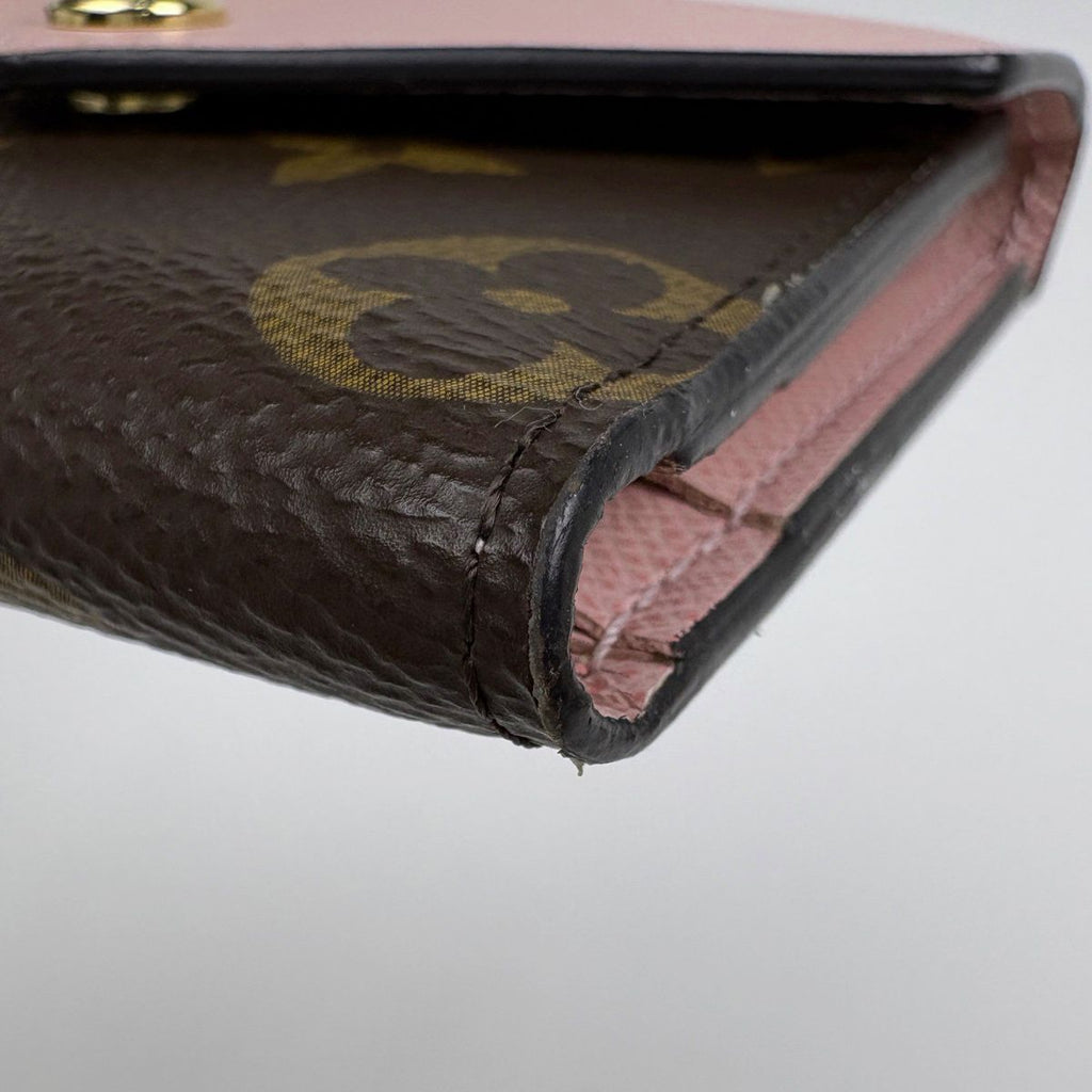 Louis Vuitton Portefeuille Zoe Trifold Wallet Compact Monogram Rose Velours — view 3