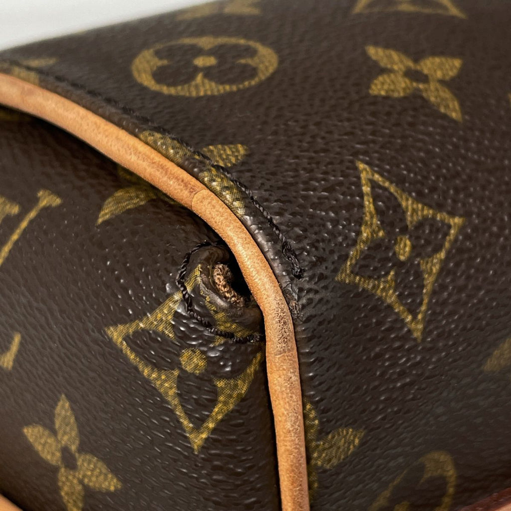 Louis Vuitton Aves Shoulder Bag Monogram Brown — view 4