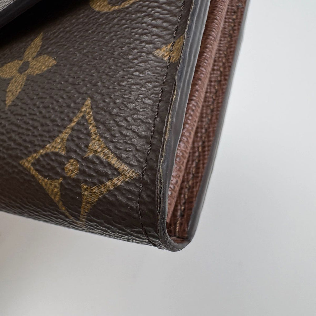 Louis Vuitton Portefeuille Sarah Wallet Bifold Monogram Brown — view 3