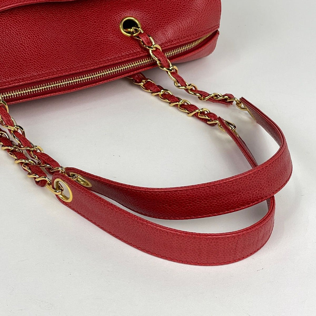Chanel Tote CC Logo Chain Caviar Leather — view 7