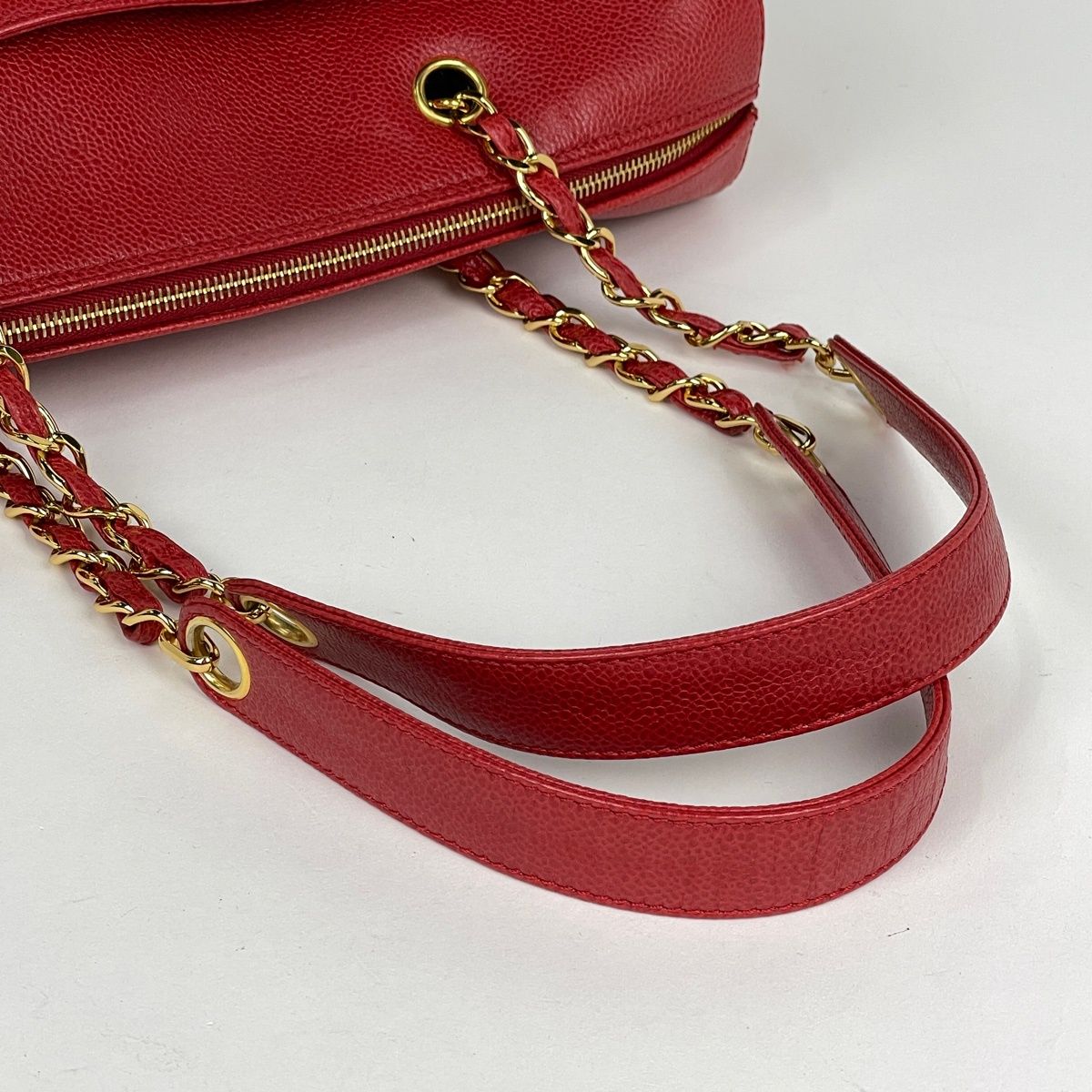 Chanel Tote CC Logo Chain Caviar Leather — view 7