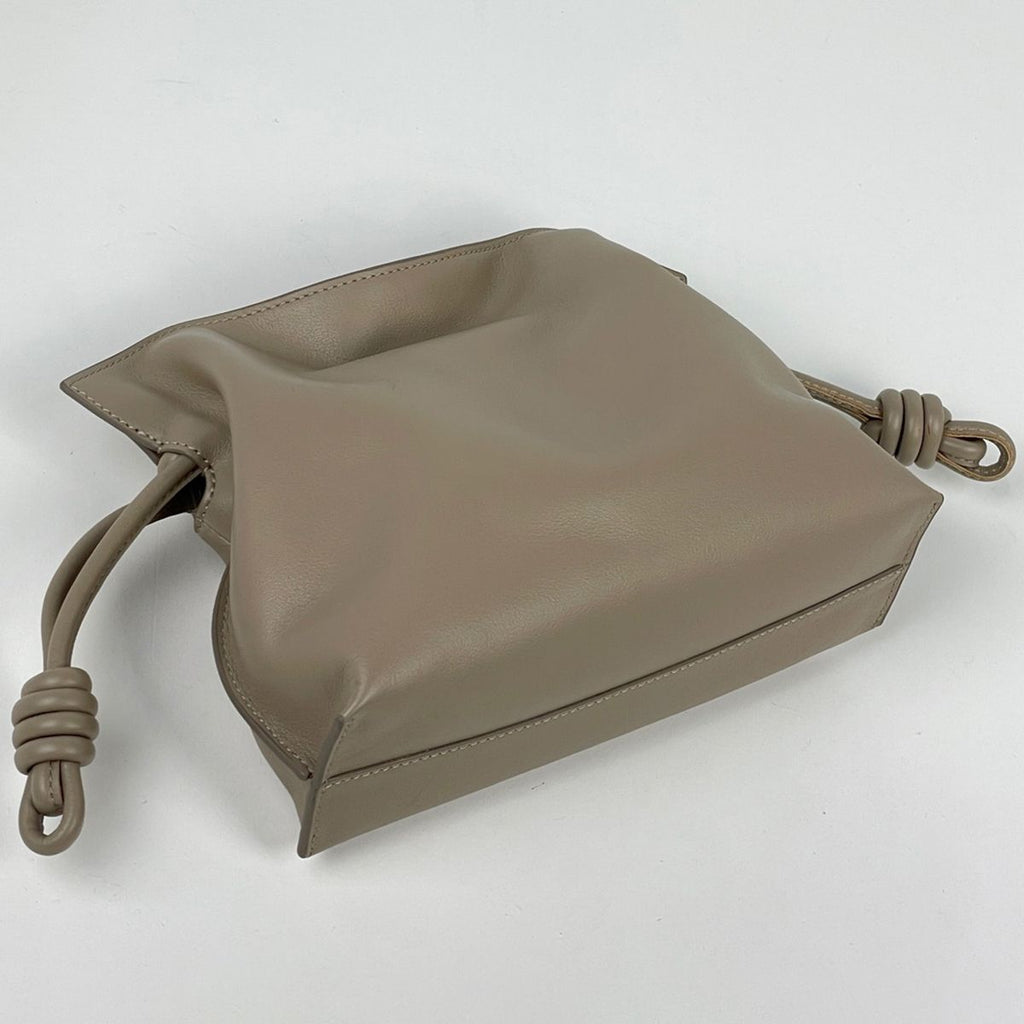 Loewe Flamenco Clutch Mini 2-Way Leather Sand — view 2