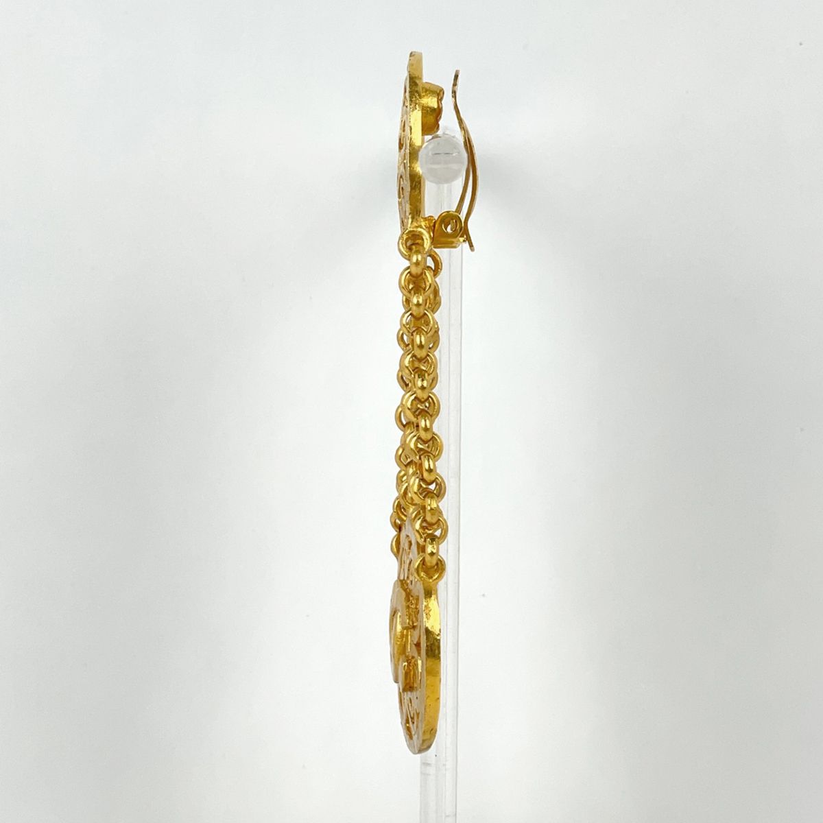 Chanel Earrings CC Logo Gold Plated — view 2