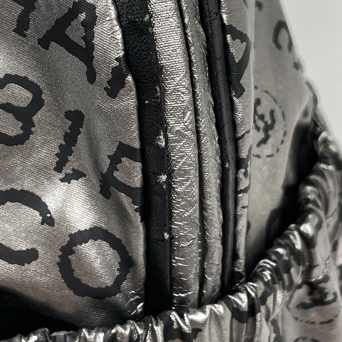 Chanel Unlimited Tote Nylon Silver — view 4