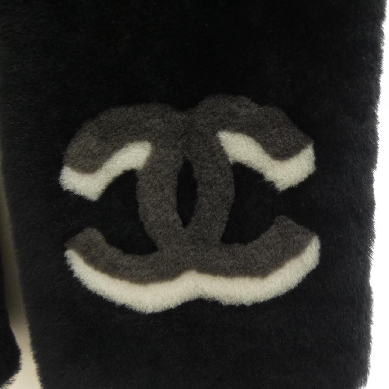 Chanel Scarf Black — view 4